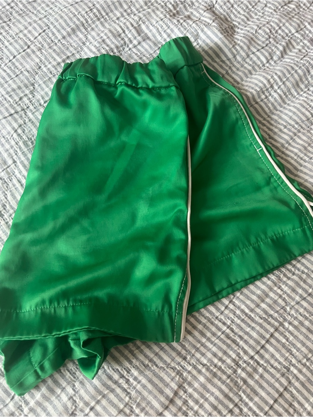 Zara Emerald Green Satin Athletic Shorts with White Piping - Picture 3 of 7